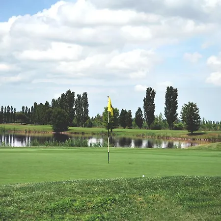 Apartment Hometobe Golf&venice